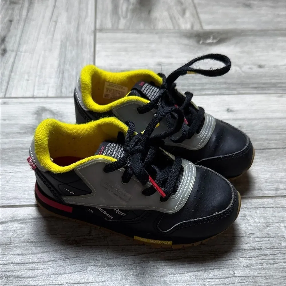 Reebok Toddler Sneakers in Black and Yellow